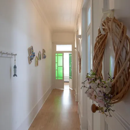 アパート Cantinho Do Sal T3 アヴェイロ